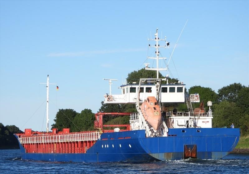 mpp-gearless-general-cargo-ship-for-sale-4684-dwt-build-2003-104-meters-ice-class-ia-under-voyage-back-sideBCD2AD39-B22B-9772-5745-C6ED1DAD451C.jpg